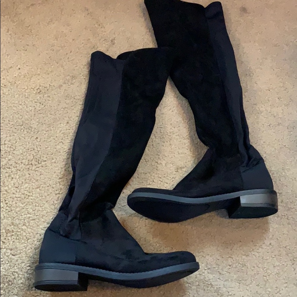 To the knee boots